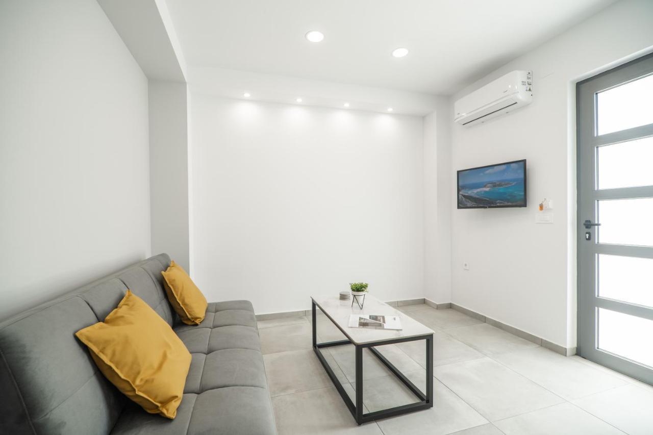 Kiani Apts Kalivai Exteriör bild