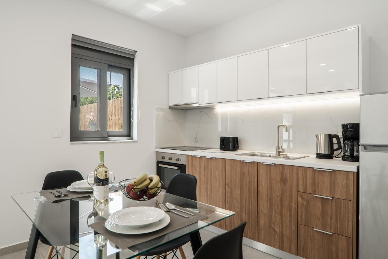 Kiani Apts Kalivai Exteriör bild
