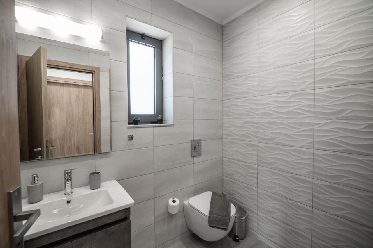 Kiani Apts Kalivai Exteriör bild