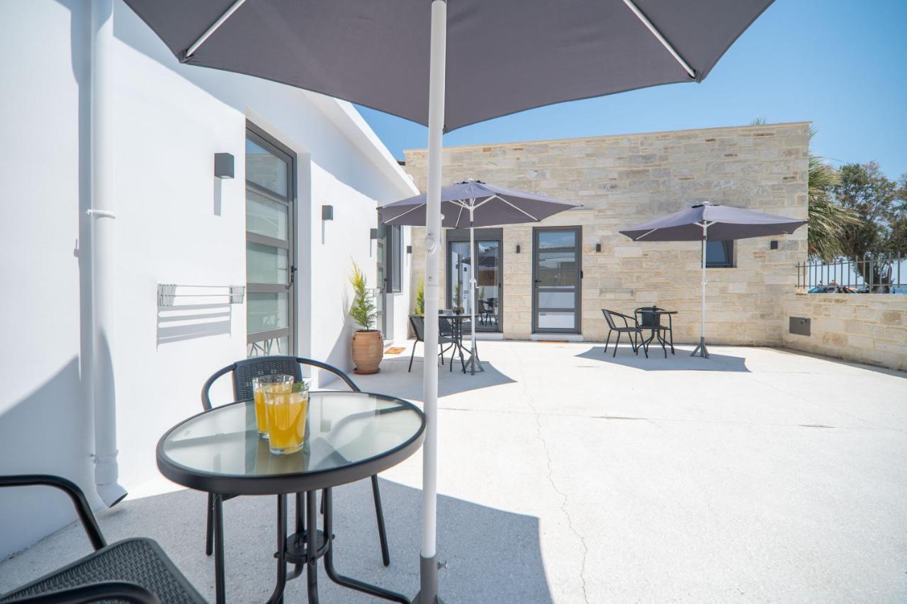 Kiani Apts Kalivai Exteriör bild